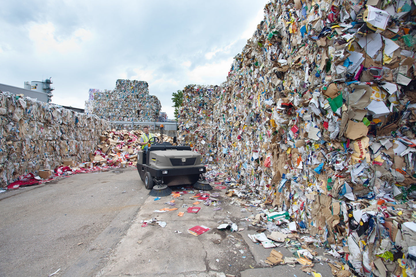 Barredora y Barre-Aspiradora KM 170/600 R D