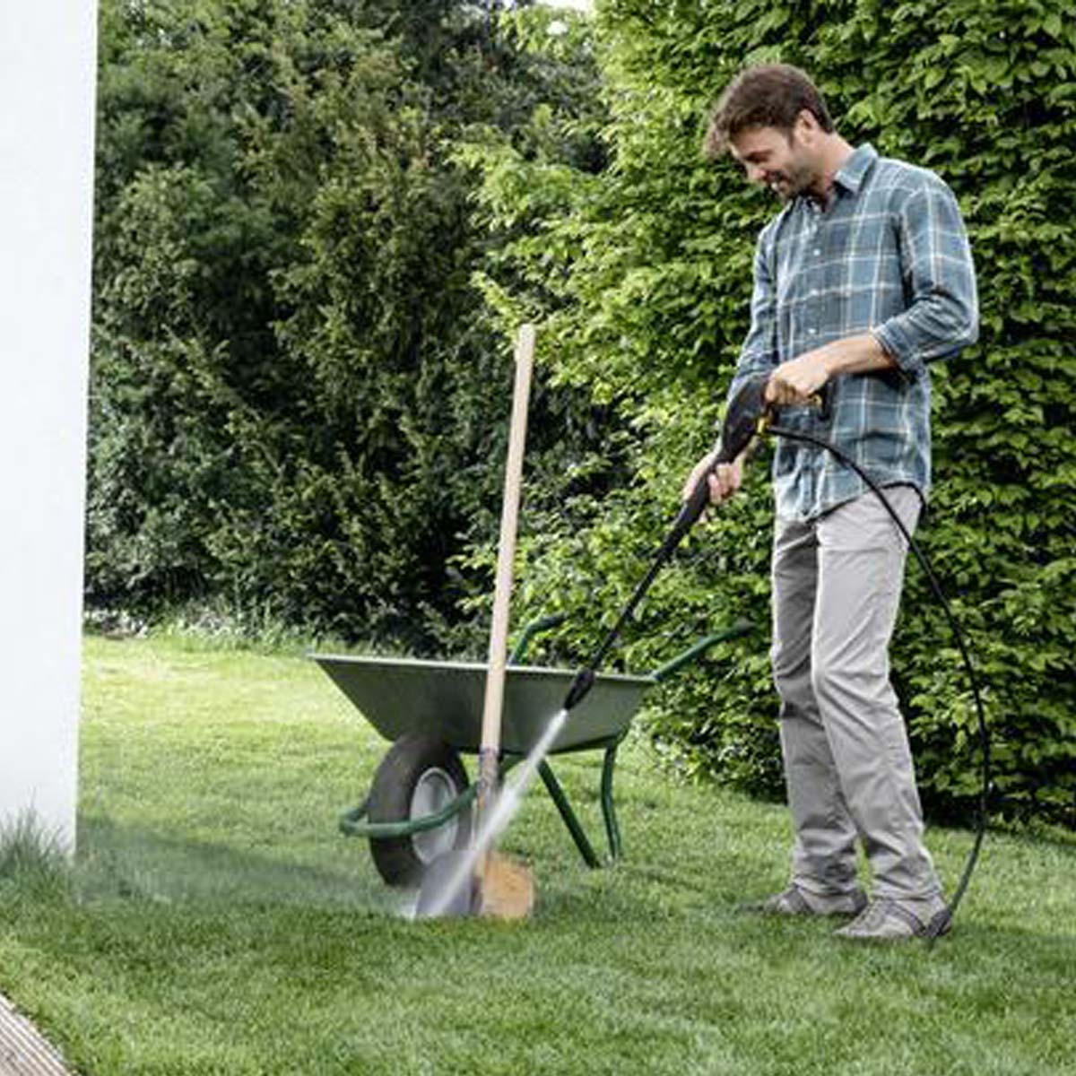 Hidrolavadora Karcher K2 Universal PSI 1600